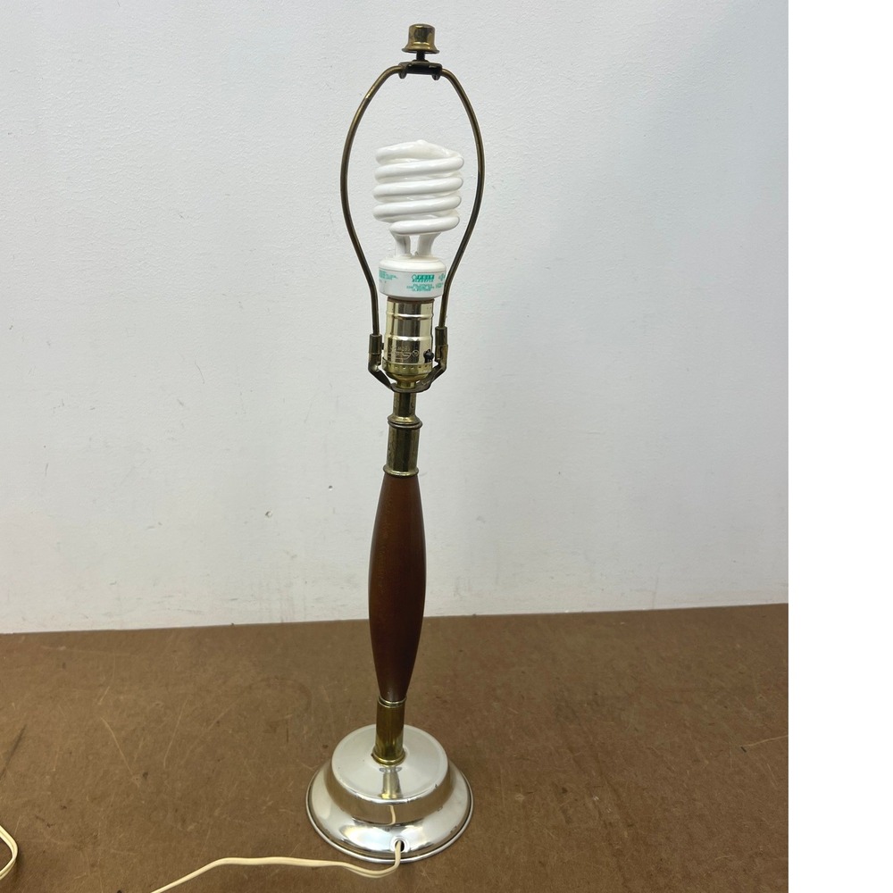 Vintage Mid Century Modern Wood Metal Table Lamp Accent Atomic 50s 60s MCM Light